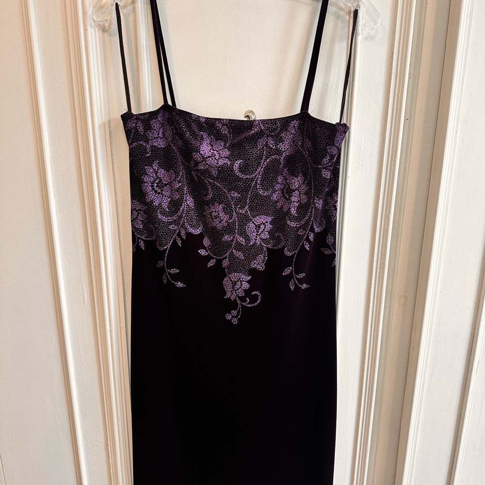 Vintage velvet Elegant Purple Floral Design dress